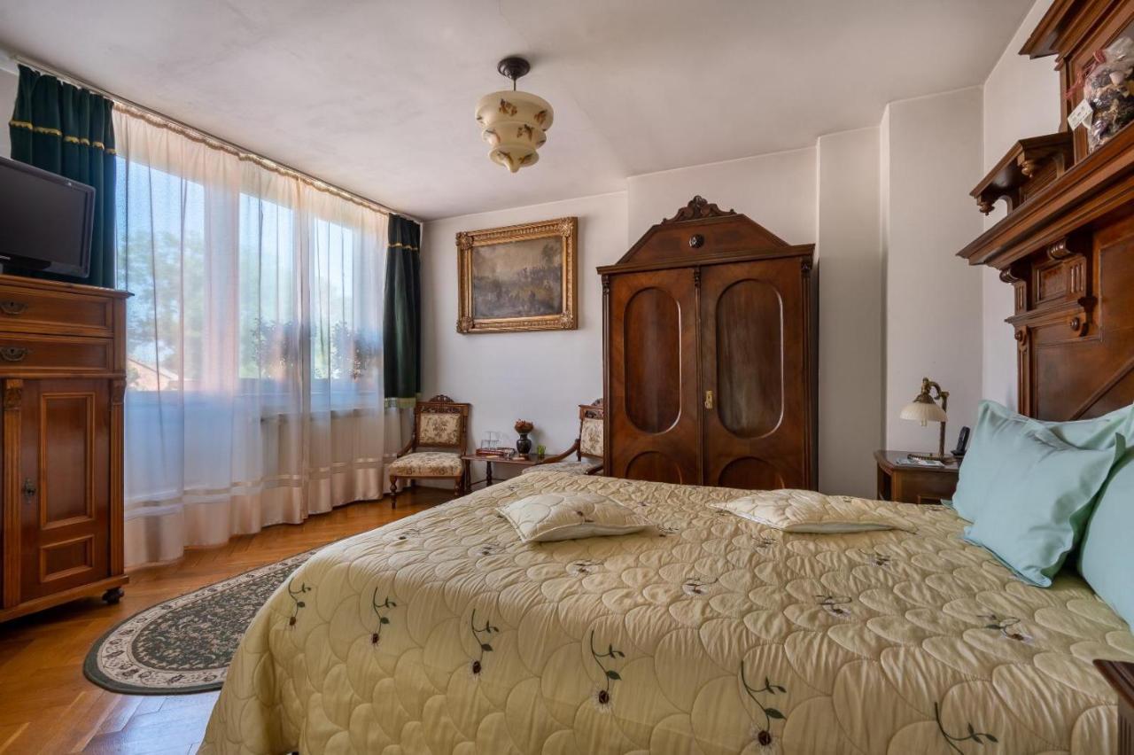 Villa-Hotel Escala كلوج-نابوكا المظهر الخارجي الصورة