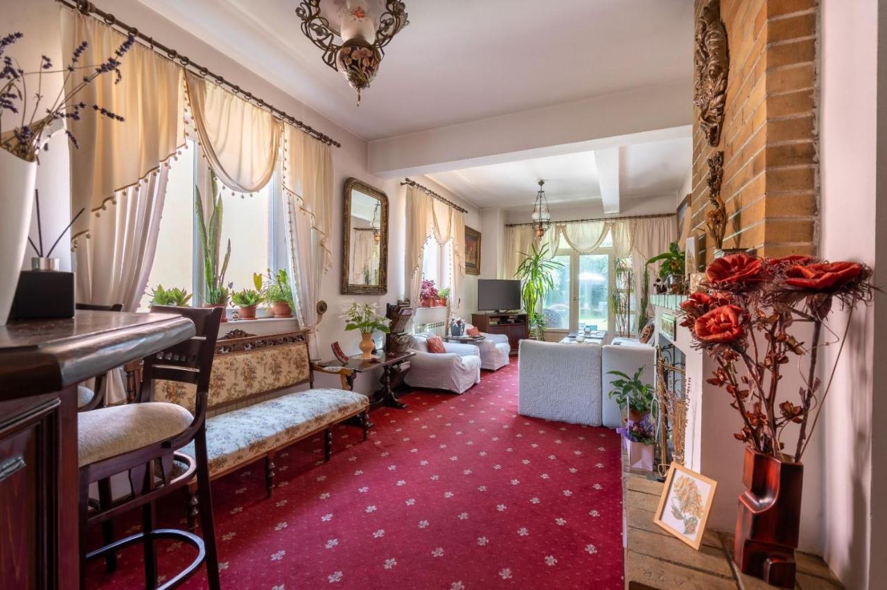Villa-Hotel Escala كلوج-نابوكا المظهر الخارجي الصورة