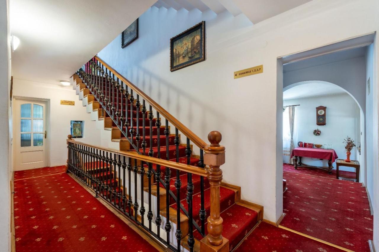 Villa-Hotel Escala كلوج-نابوكا المظهر الخارجي الصورة