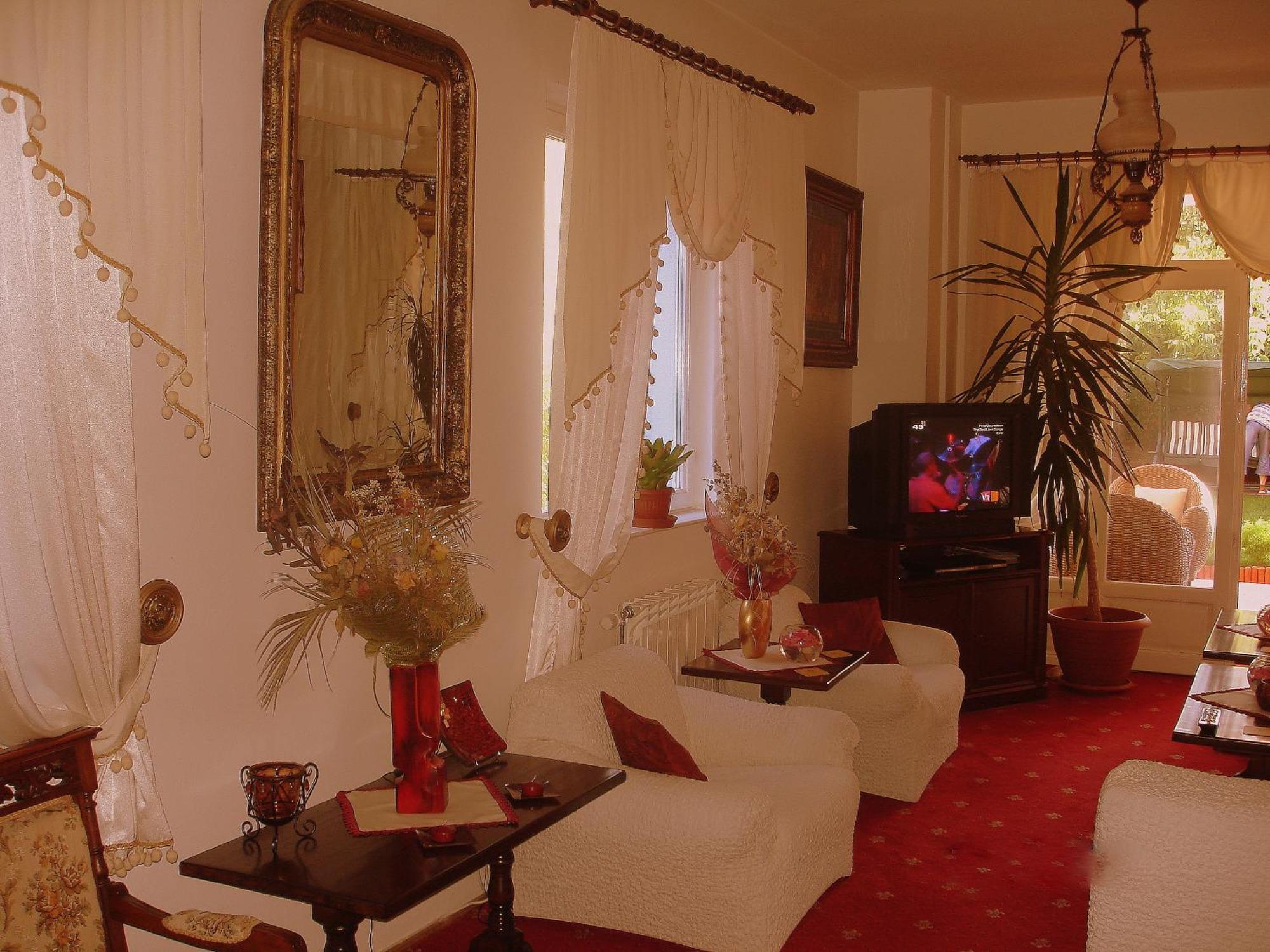 Villa-Hotel Escala كلوج-نابوكا المظهر الخارجي الصورة