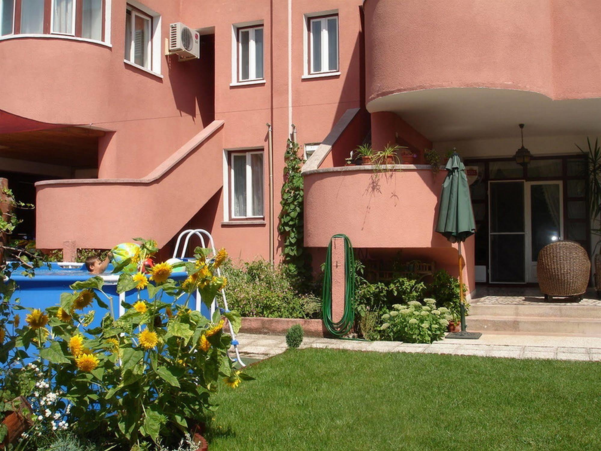 Villa-Hotel Escala كلوج-نابوكا المظهر الخارجي الصورة