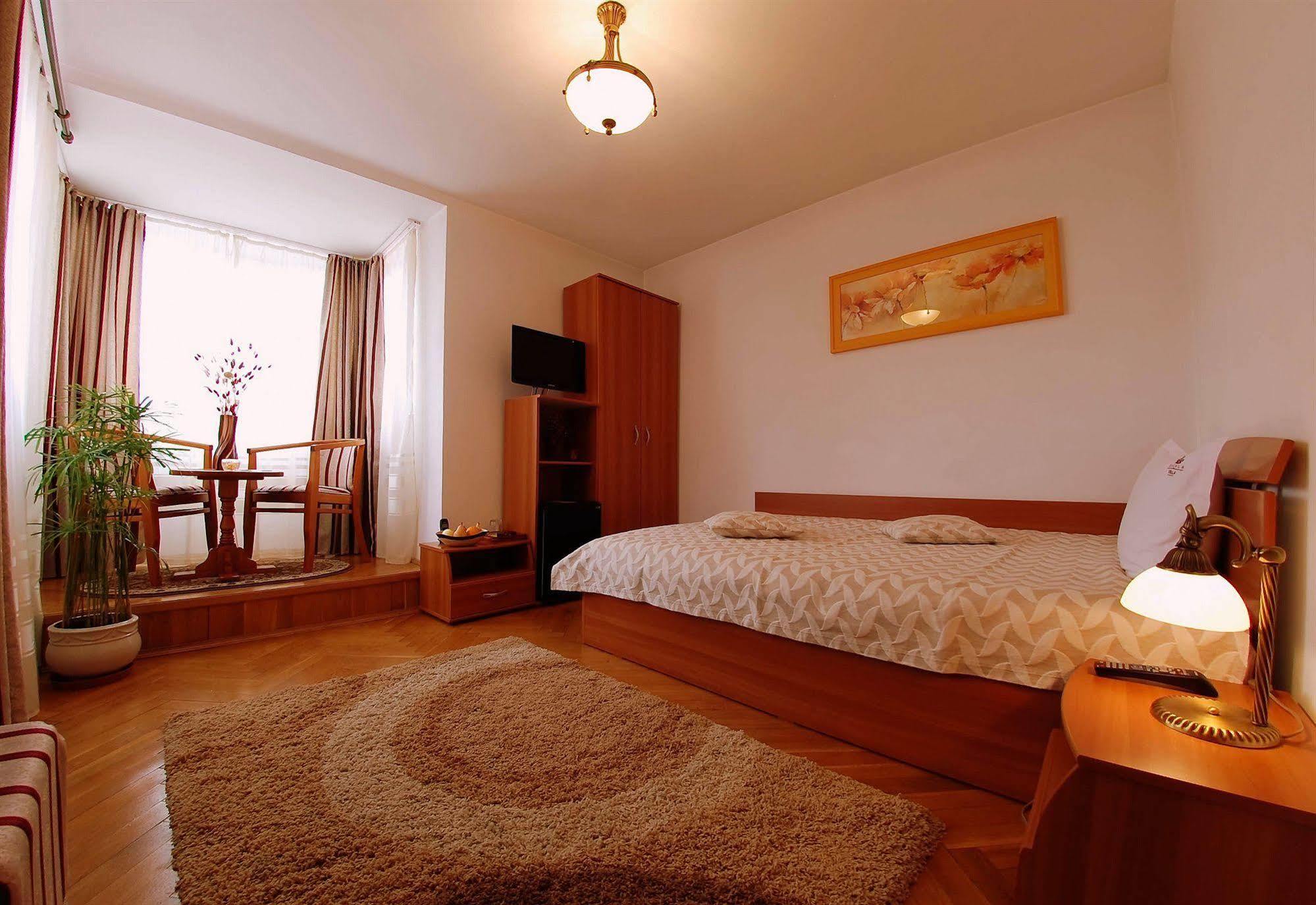 Villa-Hotel Escala كلوج-نابوكا المظهر الخارجي الصورة
